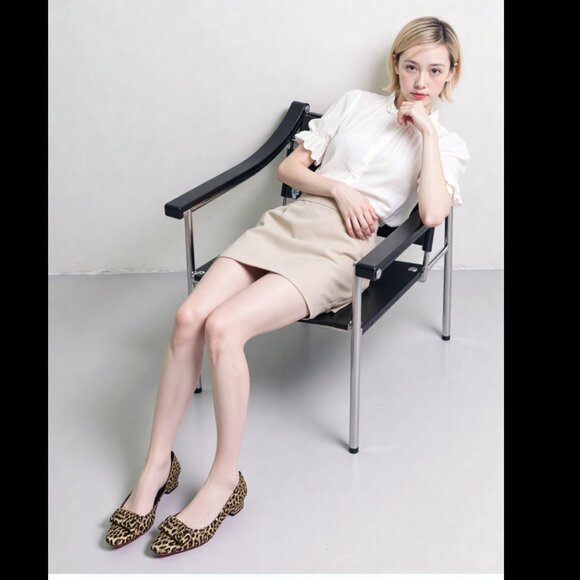 Hollywould Leopard Metallic Bow Ballet Flats with Pink Soles - Picture 5 of 9